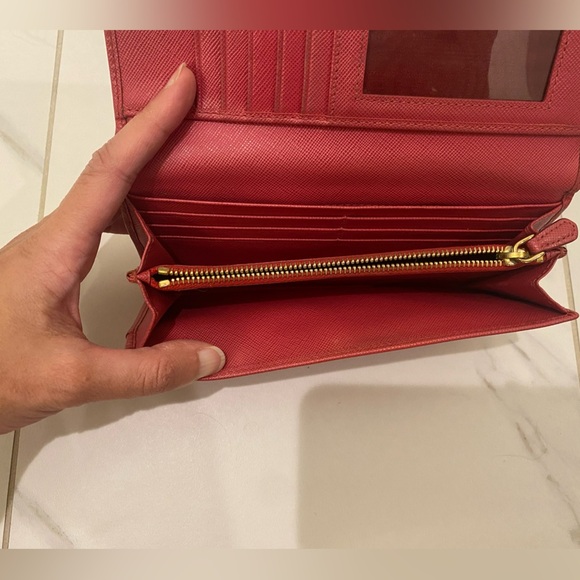 Prada full size Wallet - Picture 10 of 13